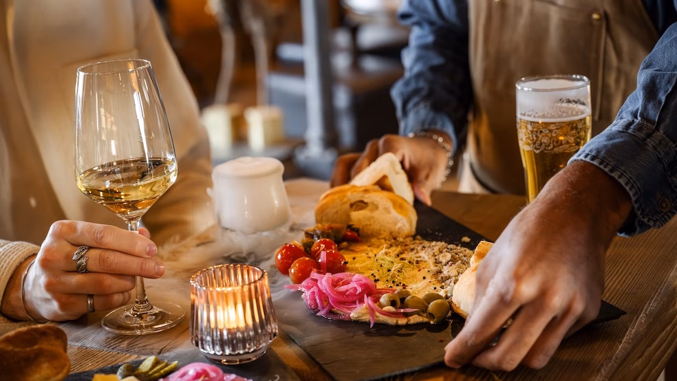 Hummus Platte im Scherzhaus Bistro